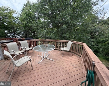 6156 Manchester Park Circle - Photo Thumbnail 11