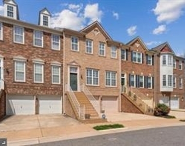6156 Manchester Park Circle - Photo Thumbnail 1