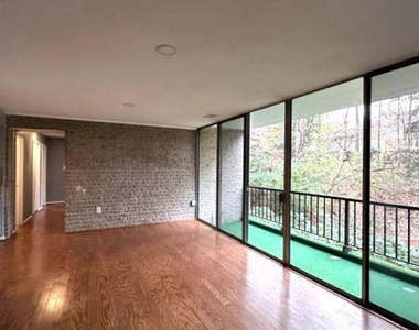 7753 Patriot Drive - Photo Thumbnail 2