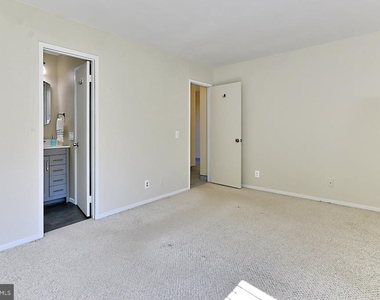 2680 Glengyle Drive - Photo Thumbnail 12