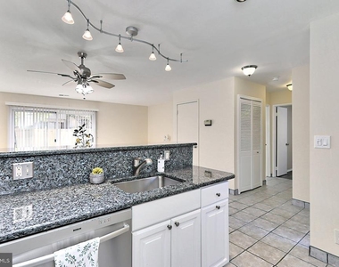 2680 Glengyle Drive - Photo Thumbnail 10