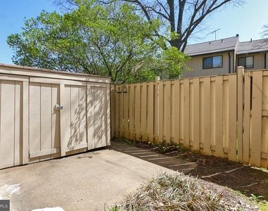 2680 Glengyle Drive - Photo Thumbnail 20