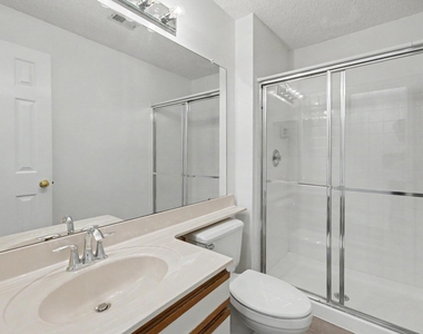 12102 Green Leaf Court - Photo Thumbnail 21