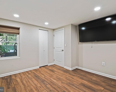 3504 Nodding Pine Court - Photo Thumbnail 17