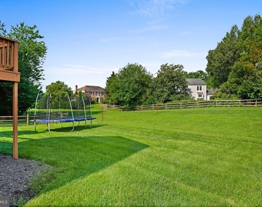 3504 Nodding Pine Court - Photo Thumbnail 24