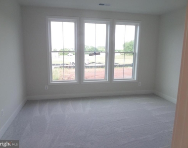 2718 River Birch Road - Photo Thumbnail 64