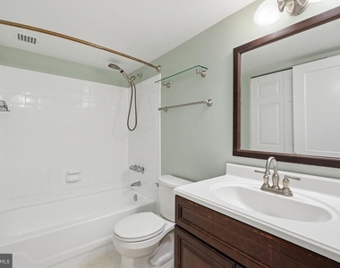 200 N Pickett Street - Photo Thumbnail 12