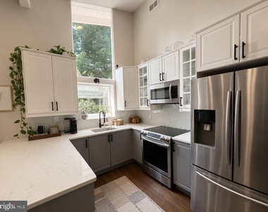 4836 7th Street S - Photo Thumbnail 4