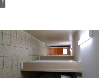 9960 Woodfern Road - Photo Thumbnail 16