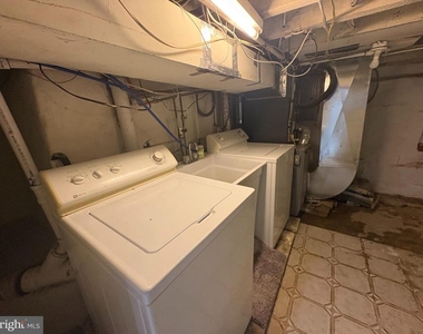 2122 S Hicks Street - Photo Thumbnail 9