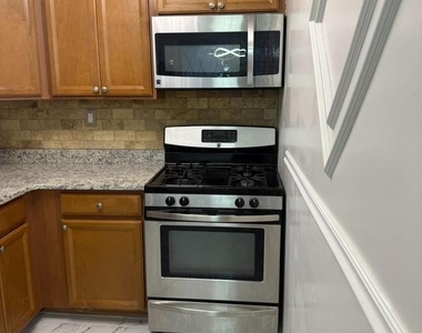 3658 Genesee Drive - Photo Thumbnail 19