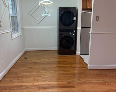 3658 Genesee Drive - Photo Thumbnail 16