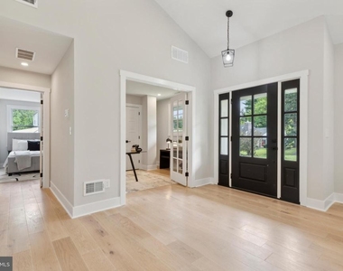 104 Furlong Avenue - Photo Thumbnail 34