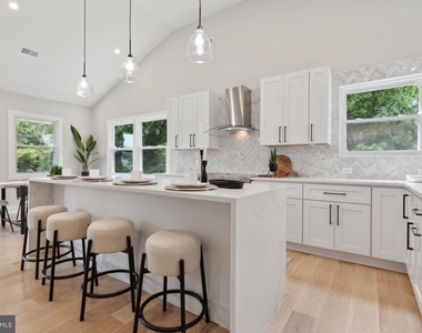 104 Furlong Avenue - Photo Thumbnail 21