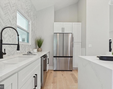 104 Furlong Avenue - Photo Thumbnail 26