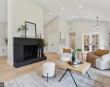 104 Furlong Avenue - Photo Thumbnail 11