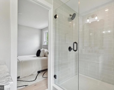 104 Furlong Avenue - Photo Thumbnail 57