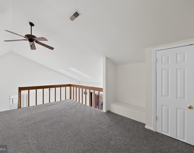 710 Mountainview Drive - Photo Thumbnail 15