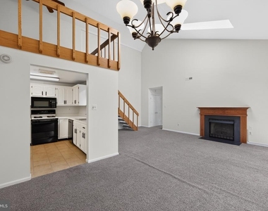 710 Mountainview Drive - Photo Thumbnail 6