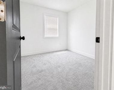 2420 Liberator Street - Photo Thumbnail 13