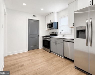 2420 Liberator Street - Photo Thumbnail 6