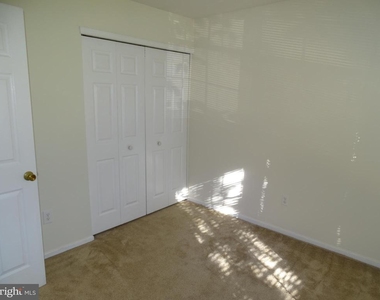 31 Plumly Way - Photo Thumbnail 6