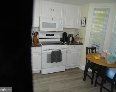 31 Plumly Way - Photo Thumbnail 4