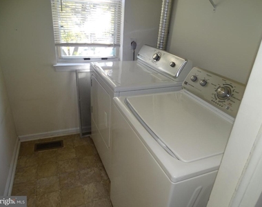 31 Plumly Way - Photo Thumbnail 13