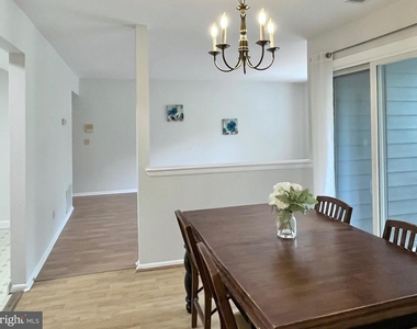2217 Sayre Drive - Photo Thumbnail 17