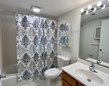 2217 Sayre Drive - Photo Thumbnail 22