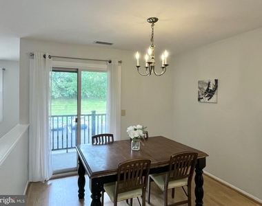 2217 Sayre Drive - Photo Thumbnail 23