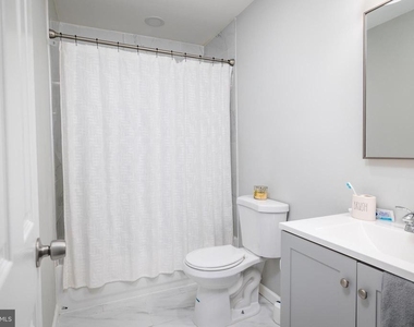 21 Dixmont Avenue - Photo Thumbnail 17