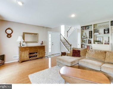 45 Tynemouth Court - Photo Thumbnail 4