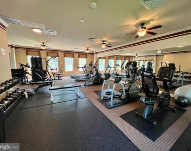 416 Masterson Court - Photo Thumbnail 32