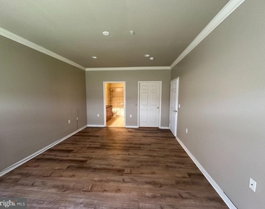 416 Masterson Court - Photo Thumbnail 15