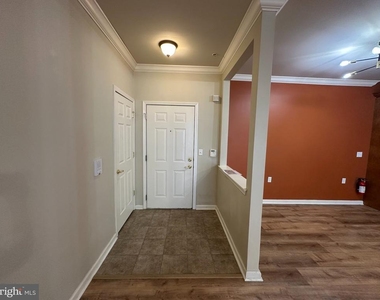 416 Masterson Court - Photo Thumbnail 5