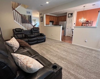 110 Sansom Lane - Photo Thumbnail 4