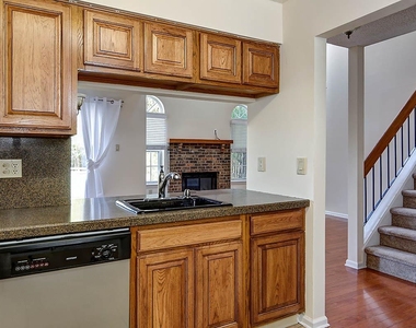21 Claver Hill Way - Photo Thumbnail 9