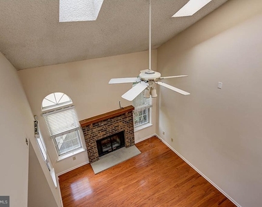 21 Claver Hill Way - Photo Thumbnail 14