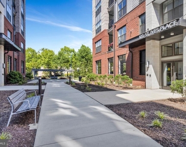 102 Saint Ives Place - Photo Thumbnail 1