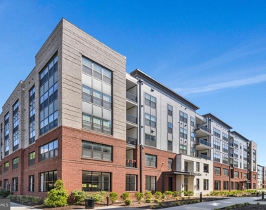 102 Saint Ives Place - Photo Thumbnail 29
