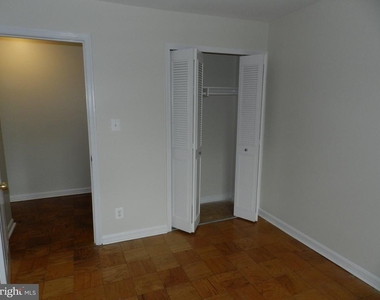 5956 Westchester Park Drive - Photo Thumbnail 15