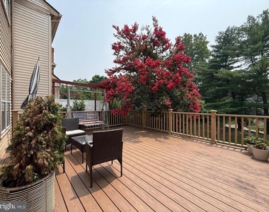 7136 Swansong Way - Photo Thumbnail 1