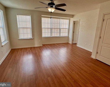 22928 Spicebush Drive - Photo Thumbnail 12