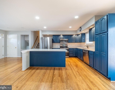 13517 Winterspoon Lane - Photo Thumbnail 4