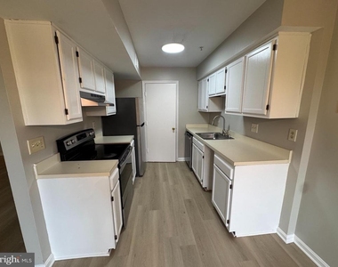 14904 Mckisson Court - Photo Thumbnail 1