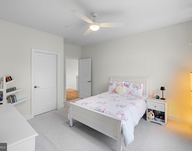 9501 Wildoak Drive - Photo Thumbnail 37