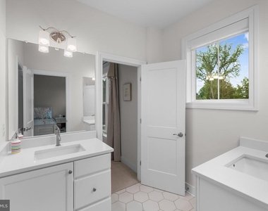 9501 Wildoak Drive - Photo Thumbnail 38