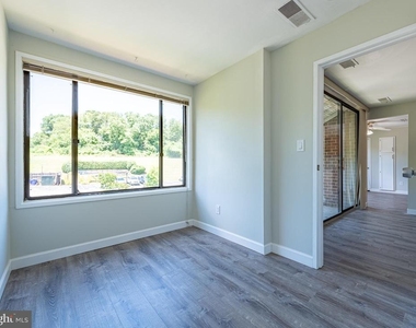 8723 Hayshed Lane - Photo Thumbnail 16