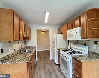 8723 Hayshed Lane - Photo Thumbnail 6